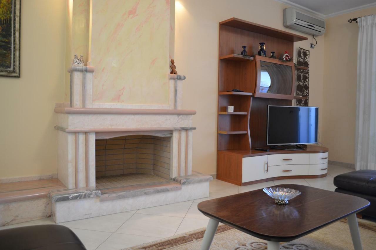 Deluxe Penthouse 3 Bedrooms Apartment Влёра Экстерьер фото