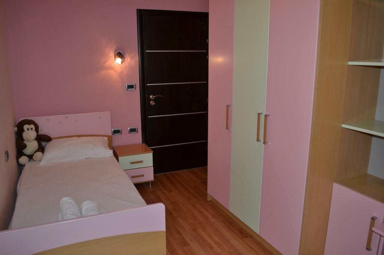 Deluxe Penthouse 3 Bedrooms Apartment Влёра Экстерьер фото