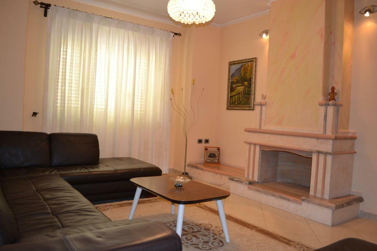 Deluxe Penthouse 3 Bedrooms Apartment Влёра Экстерьер фото
