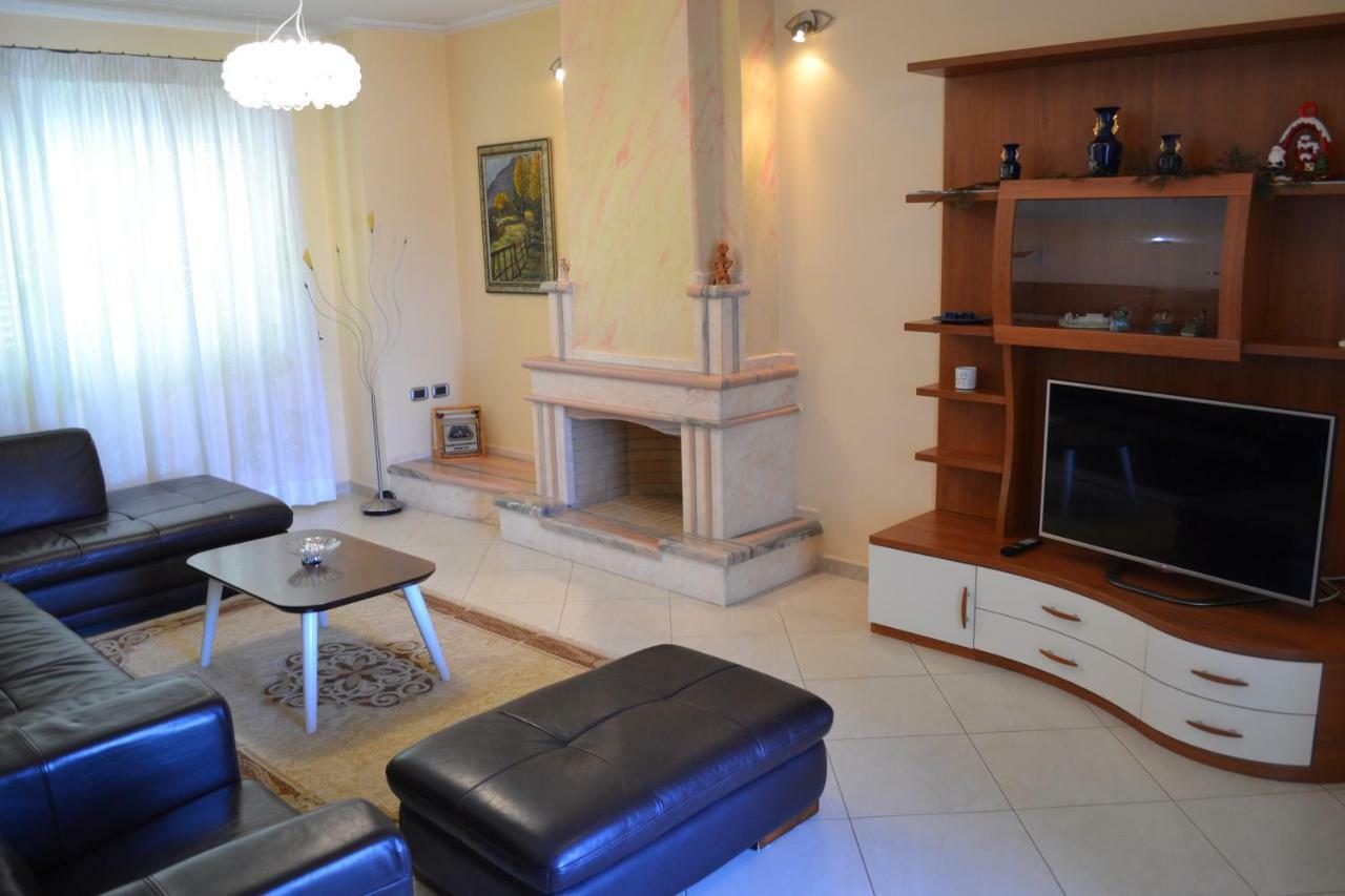 Deluxe Penthouse 3 Bedrooms Apartment Влёра Экстерьер фото