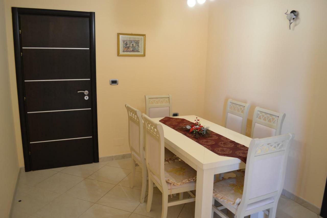 Deluxe Penthouse 3 Bedrooms Apartment Влёра Экстерьер фото